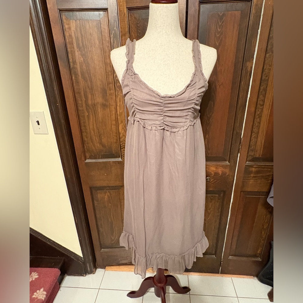 NWT Burberry Taupe Ruffle Dress -size 6